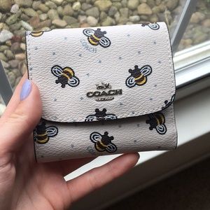 NWOT Bumble Bee  🐝 Coach Wallet